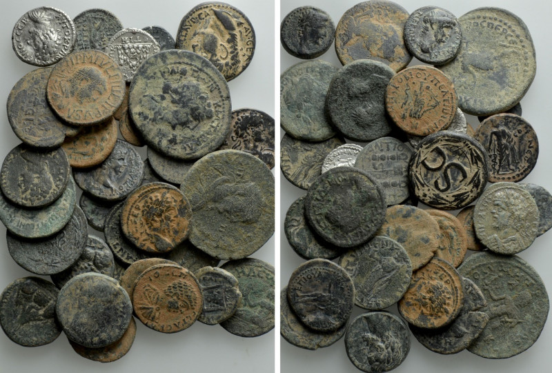 32 Roman Provincial Coins. 

Obv: .
Rev: .

. 

Condition: See picture.
...