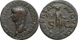 Claudius (41-54). AE As. Struck AD 42-43. Obv. Bare head left. Rev. Libertas standing right, holding pileus in right hand and extending left hand. RIC...
