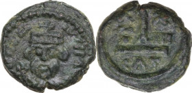 Heraclius (610-641). AE Decanummium. Catania mint. Obv. HERACLIVS PP AV. Crowned, draped and cuirassed bust facing, holding globus cruciger. Rev. Larg...