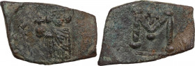 Justinian II (First Reign, 685-695). AE Follis, Syracuse mint, 686-687. Obv. Emperor standing facing, holding globus cruciger. Rev. Large M; above, mo...