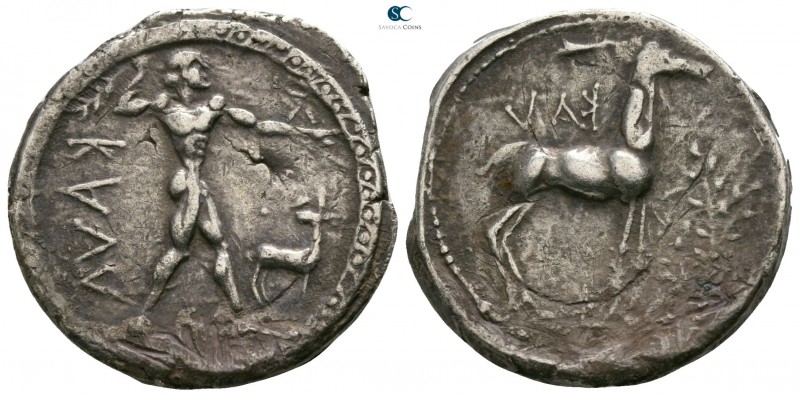 Bruttium. Kaulonia circa 450-445 BC. 
Stater AR

22mm., 7,70g.

Apollo, nak...