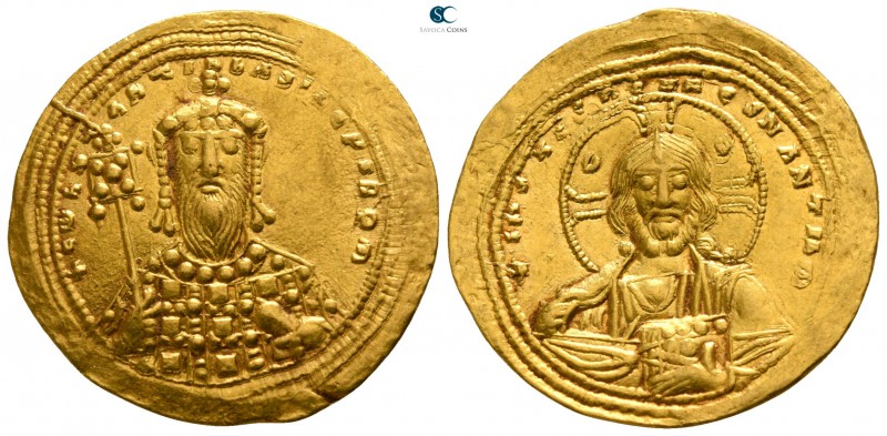 Constantine VIII AD 1025-1028. Constantinople
Histamenon Nomisma AV

23mm., 4...