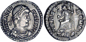 VALENS (364-378)
Silique : Rome assise à gauche sur un trône, tenant une Victoire & un sceptre
TRPS - SUP 58 (SUP)
Rare en l'état !


SM 19675, ...