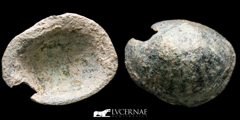 Roman Republic - Aes Formatum 
Pre-coin cockle shell form (17.60 g. 33x25x13 mm....