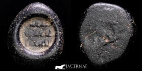 Fatimi Glass Weight 5.28 g., 28 mm. Egypt 996-1021 A.D. Very fine
