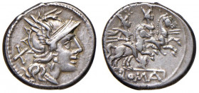 Horatia - Denario (206-200 a.C.) Testa di Roma a d. - R/ I Dioscuri a cavallo a d., sotto, testa a d. - B. 1; Cr. 127/5 AG (g 3,59)
BB