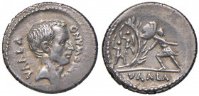 Numonia - C. Numonius Vaala - Denario (41 a.C.) Testa di Numonius Vaala a d. - R/ Soldato romano attacca un vallum nemico - B. 2; Cr. 514/2 AG (g 4,08...