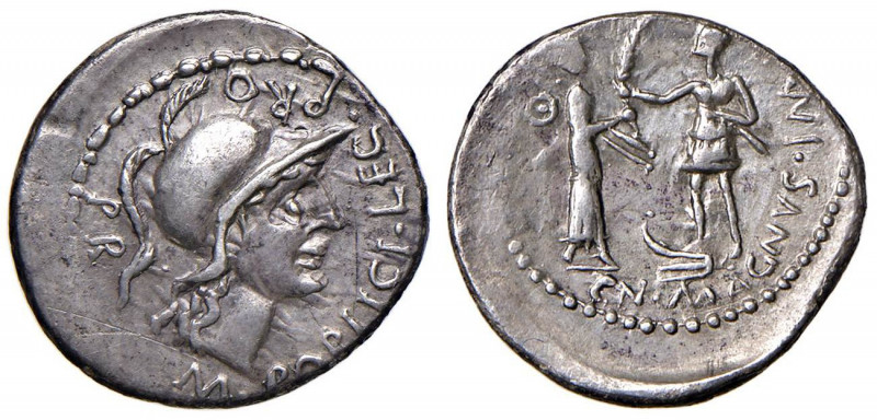 Pompeo Magno - Denario (46-45 a.C.) Testa di Roma a d. - R/ Pompeo stante di fro...