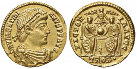 Valentiniano I (364-375) Solido (Treveri, circa 367-375) Busto diademato a d. - R/ Gli imperatori seduti di fronte con globo, dietro, la Vittoria - RI...