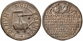 UDINE Medaglia 1693 Costruzione della Pesa Pubblica del fieno - Opus: non indicato - AE (g 79,32 - Ø 67 mm) RRR Il 6 giugno 1693 il consiglio della ci...