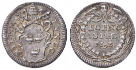 Innocenzo XII (1691-1700) Grosso 1696 - Munt. 75 AG (G 1,64) Un bellissimo esemplare con patina iridescente
qFDC/FDC