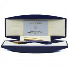 WATERMAN Penna stilografica - EDSON. Corpo della penna in pregiata blu con finiture e cappuccio dorati. Pennino M in oro giallo 18kt. Penna nuova, mai...