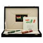 AURORA Lotto di 3 penne stilografiche - TRITTICO TRICOLORE. Edizione limitata 0142/1997. (In trittico vengono offerti solo 599 esemplari). Corpi delle...