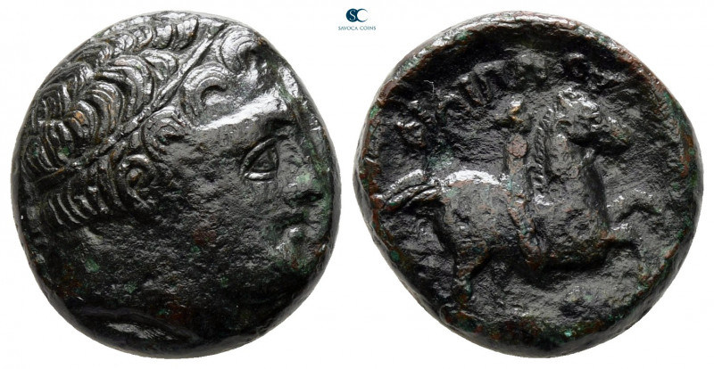 Kings of Macedon. Uncertain mint. Philip II of Macedon 359-336 BC. 
Bronze Æ
...