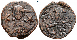 Michael VII Doukas AD 1071-1078. Constantinople. Follis Æ
