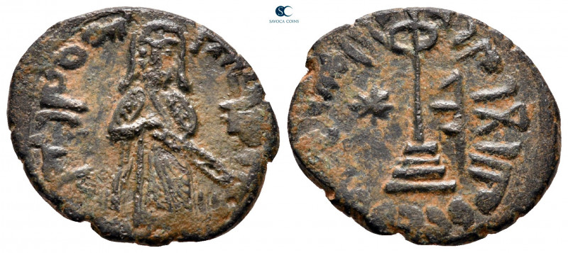 Umayyad Caliphate. Time of 'Abd al-Malik ibn Marwan AH 65-86. 
Fals Æ

22 mm,...