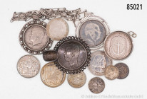 Konv. Verschiedenes, überwiegend Münzschmuck/gefasste Münzen (Fassung kann entfernt werden), dabei Preußen, Taler 1859, kleine Silbermedaille auf Wern...