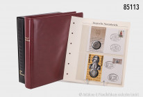 Konv. 3 Alben mit ca. 80 Numisbriefen, überwiegend Bund, 5 und 10 DM, und alle Welt, bitte besichtigen, auf Foto nur ein Teil abgebildet