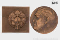 Konv. 2 Medaillen, Tschechien, jeweils in original Etuis, vorzüglich