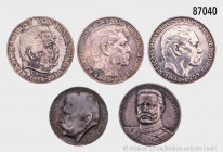 Konv. 5 Medaillen auf Reichspräsident von Hindenburg, dabei 2 x in Silber, u. a. auf die Befreiung Ostpreußens, gemischter Zustand, teilweise kleine F...