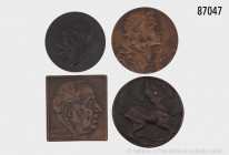 Konv. 4 Medaillen bzw. Plaketten, dabei Bronzemedaille o. J., auf Schiller, Rs. Glocke, Medaille Emil Kirdorf, 1913, von Adolf von Hildebrand, einseit...