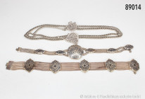 Konv. 3 Armbänder, 900er Silber, schönes Design, L bis ca. 18 cm, Gesamtgewicht ca. 93,8 g, guter Zustand mit leichten Altersspuren, ideal als Trachte...