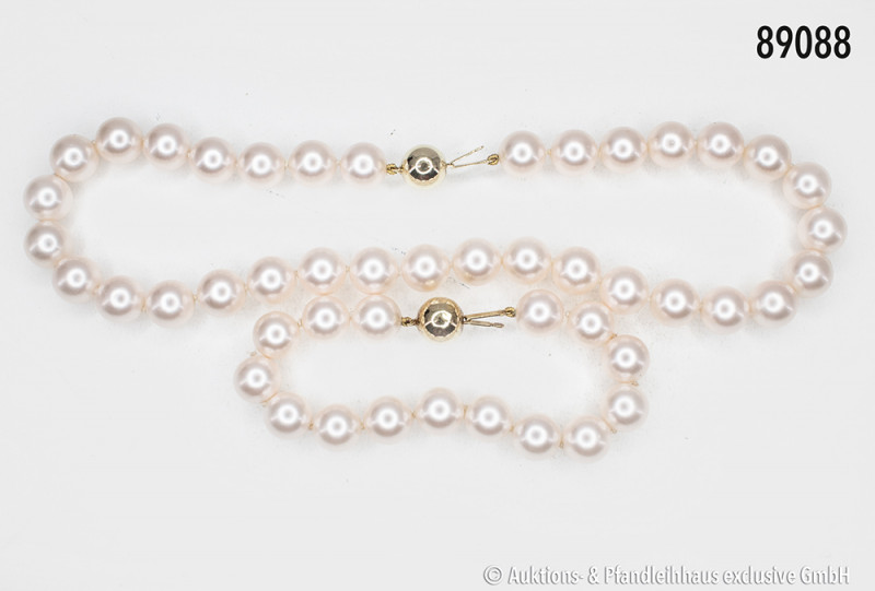 Konv. Perlenkette (L ca. 45 cm) und -armband (L ca. 21 cm), Schließen 585er Gelb...