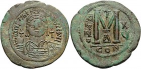 Justinian I, 527-565. 40 Nummia or Follis (Bronze, 39 mm, 22.90 g, 8 h), Constantinople, year 16 = 541/2. D N IVSTINIANVS P P AVI Diademed, helmeted a...
