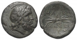 Makedonien. Bottiaia.

 Bronze. Nach 148 v. Chr.
Vs: Kopf des bärtigen Zeus mit Lorbeerkranz rechts.
Rs: Blitzbündel, darunter Monogramm.

21 mm...