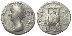 Faustina I. (gest. 141 n. Chr.). Diva Faustina I.

 Denar (Silber). Nach 141 n. Chr. Rom.
Vs: DIVA FAVSTINA. Drapierte Büste links.
Rs: AVGVSTA. K...