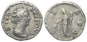 Faustina I. (gest. 141 n. Chr.). Diva Faustina I.

 Denar (Silber). Nach 141 n. Chr. Rom.
Vs: DIVA FAVSTINA. Drapierte Büste rechts.
Rs: CERES. Ce...