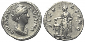 Faustina I. (gest. 141 n. Chr.). Diva Faustina I.

 Denar (Silber). Nach 141 n. Chr. Rom.
Vs: DIVA AVG FAVSTINA. Drapierte Büste rechts.
Rs: PIETA...