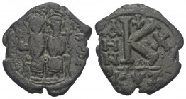 Iustinus II. (565 - 578 n. Chr.).

 1/2 Follis (20 Nummi). 575 / 576 n. Chr. (Jahr 10). Kyzikos.
Vs: Iustinus und Sophia mit Szepter en face throne...