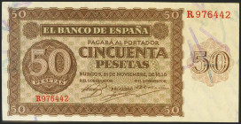 50 Pesetas. 21 de Noviembre de 1936. Serie R. (Edifil 2021: 420a). Muy raro en esta superlativa calidad, presentando todo su apresto original. SC.