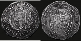 Halfcrown 1654 Commonwealth ESC 434, Bull 40, S.3215, 14.32 grammes, Fine with grey tone, on a slightly porous flan with some surface marks

 Estima...