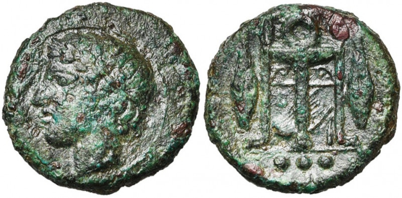 SICILE, LEONTINOI, AE tetras, 405-402 av. J.-C. D/ T. l. d''Apollon à g. Devant,...