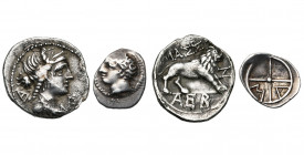 GAULE TRANSALPINE, Massalia, lot de 2 p.: drachme, vers 120-82 av. J.-C., B. d''Artémis, H sous le menton/Lion à l''arrêt à d., MAΣΣA, Z devant le lio...