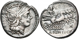 L. Sentius, AR denier, 101 av. J.-C., Rome. D/ T. casquée de Roma à d. Derrière, ARG·PVB. R/ Jupiter ten. un sceptre et le foudre, conduisant un quadr...