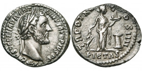 ANTONIN le Pieux (138-161), AR denier, 151-152, Rome. D/ IMP CAES T AEL HADR ANTONINVS AVG PIVS PP T. l. à d. R/ TR POT XV COS IIII/ PIETAS Pietas deb...