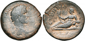EGYPTE, ALEXANDRIE, Antonin le Pieux (138-161), AE drachme, 138-139. D/ T. à g., l''épaule g. dr. R/ Euthenia étendue à g., ten. deux épis de la d., l...