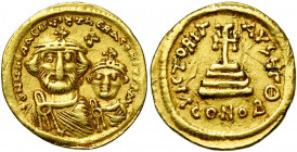 Héraclius (610-641), AV solidus, 616-625, Constantinople. Off. Γ. Θ en fin de légende. D/ B. d''Héraclius et d''Héraclius Constantin de f. Entre leurs...