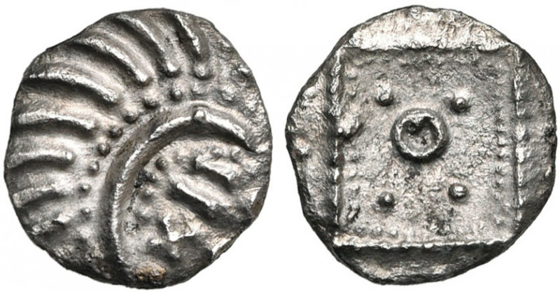 FRISE, AR sceat, vers 695-740. Série E. Type au "porc-épic". D/ T. dégénérée à d...