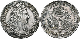 FRANCE, Royaume, Louis XIV (1643-1715), AR écu aux trois couronnes, 1709A, Paris. D/ B. à d., cuirassé à l''antique. R/ Trois couronnes posées en tria...