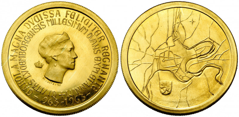 LUXEMBOURG, Charlotte (1919-1964), AV médaille, 1963. Millénaire de Luxembourg. ...