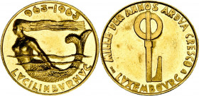 LUXEMBOURG, Charlotte (1919-1964), AV module de 20 francs, 1963. Millénaire de Luxembourg. Weiller 259. Or fin.
Superbe à Fleur de Coin