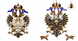 RUSSIE, bijou en or de l’Ordre impérial et royal de l’Aigle blanc (91 x 61 mm). Sur les serres, les poinçons conformes à la législation en vigueur ent...