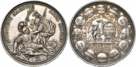 PAYS-BAS MERIDIONAUX, AR médaille, 1706, P.H. Müller. Victoire des Alliés sur les Français à Ramillies. D/ La reine Anne fouettant LouisXIV à terre. R...