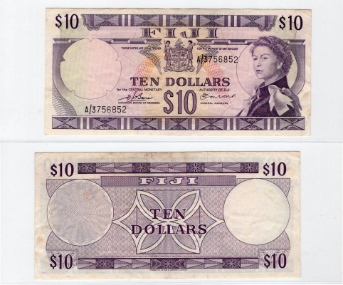 Fiji, 10 Dollars, 1974, XF, p74b
serial number: A/3 756852, Queen Elizabeth II ...