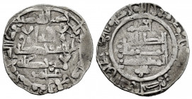 Caliphate of Cordoba. Al-Hakam II. Dirham. 360 H. Madinat al-Zahra. (Vives-465). Ag. 3,31 g. Citing `Amir in IA. Scarce distribution of the central le...