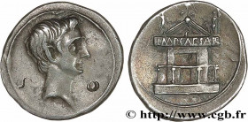 OCTAVIAN
Type : Denier 
Date : 29-27 AC. 
Mint name / Town : Rome 
Metal : silver 
Millesimal fineness : 950  ‰
Diameter : 19,5  mm
Orientation dies :...